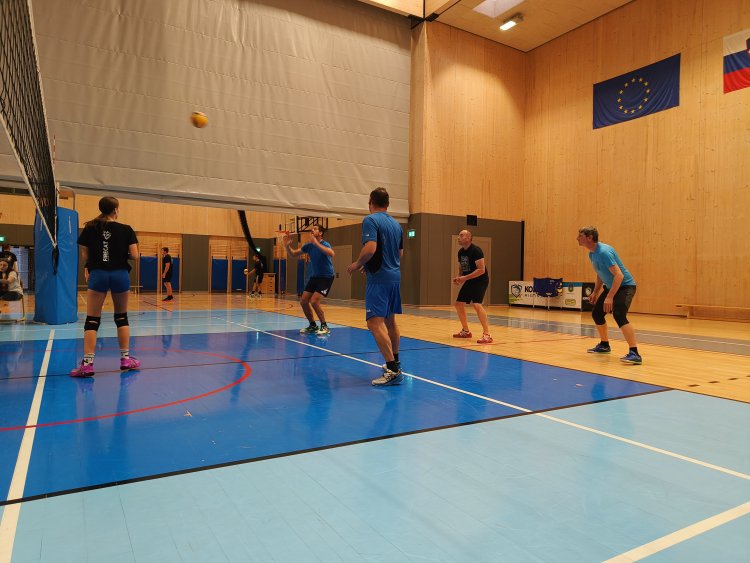 Tradicionalni turnir v dvoranski odbojki 2025