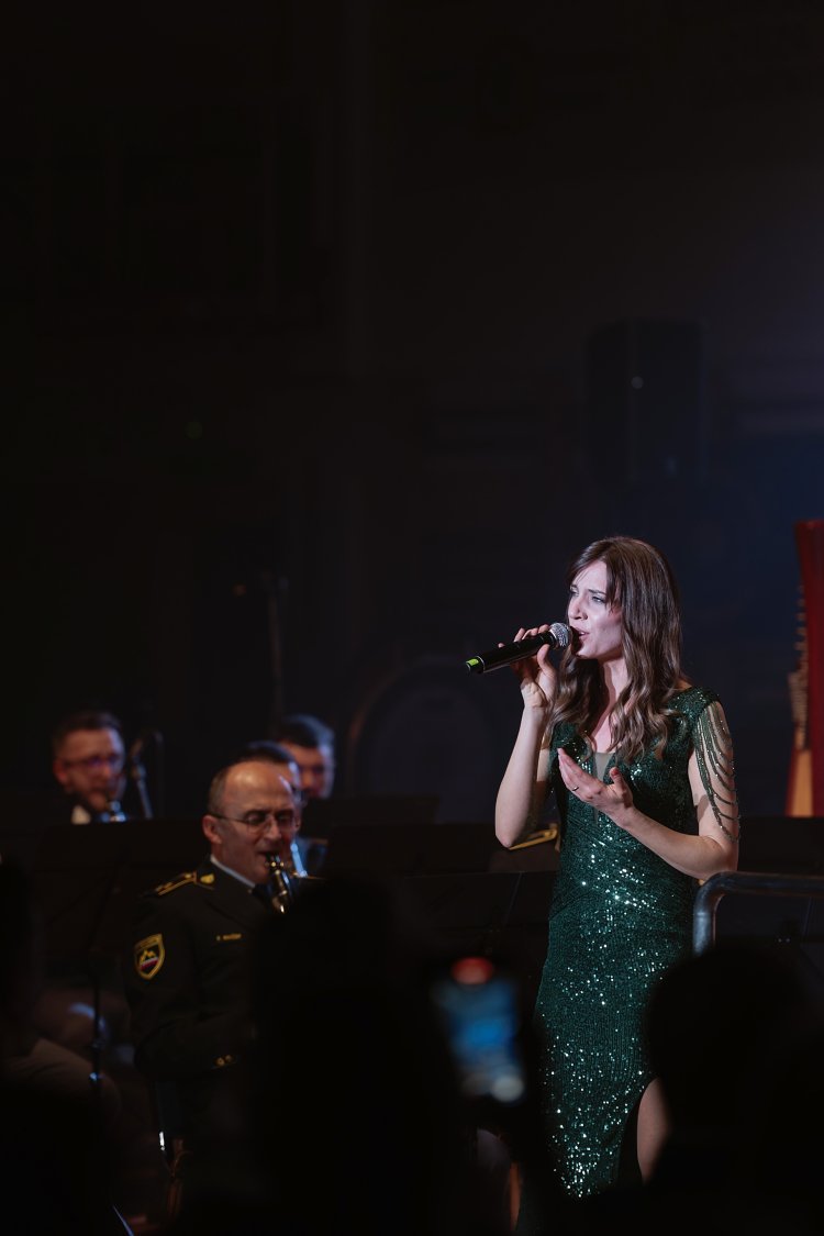 21. dobrodelni koncert Policijskega orkestra z gostjo Moniko Avsenik