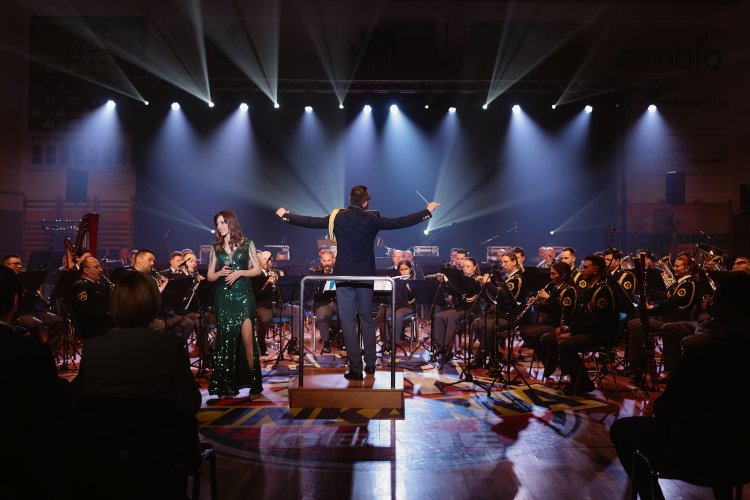 21. dobrodelni koncert Policijskega orkestra z gostjo Moniko Avsenik