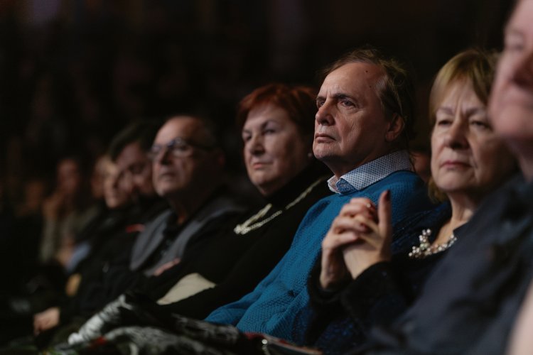 21. dobrodelni koncert Policijskega orkestra z gostjo Moniko Avsenik