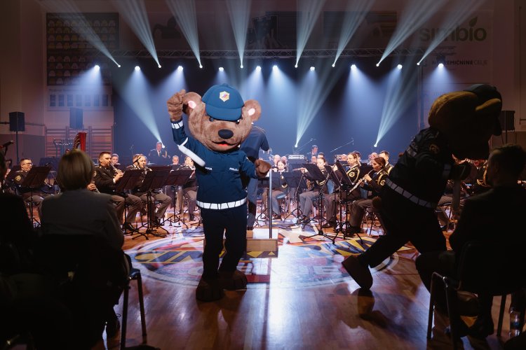 21. dobrodelni koncert Policijskega orkestra z gostjo Moniko Avsenik