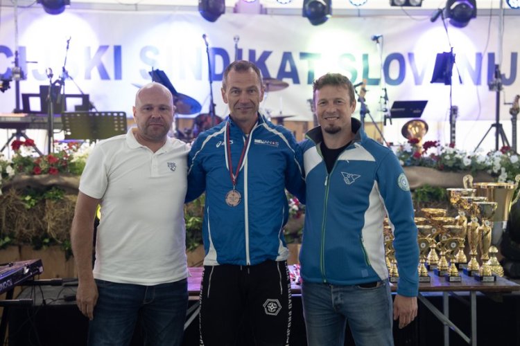 OPS CELJE ZMAGOVALEC 20. ŠPORTNIH IGER PSS - KA JIM DELAMO!